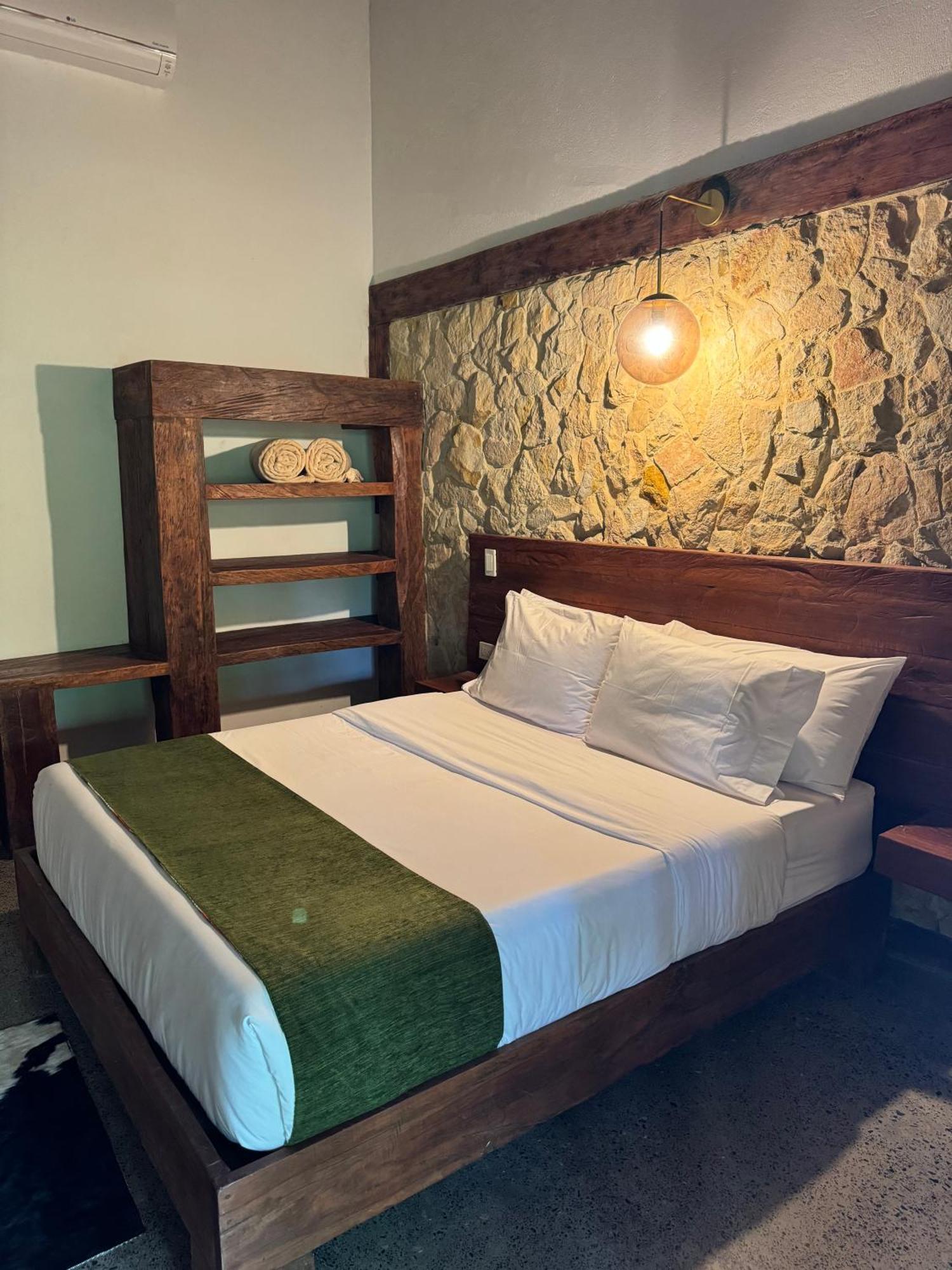 Hotel El Cielo En La Tierra Alcalá Екстериор снимка