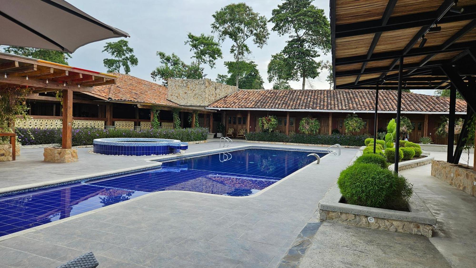 Hotel El Cielo En La Tierra Alcalá Екстериор снимка