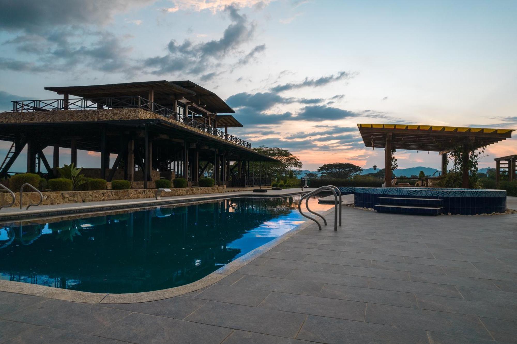 Hotel El Cielo En La Tierra Alcalá Екстериор снимка
